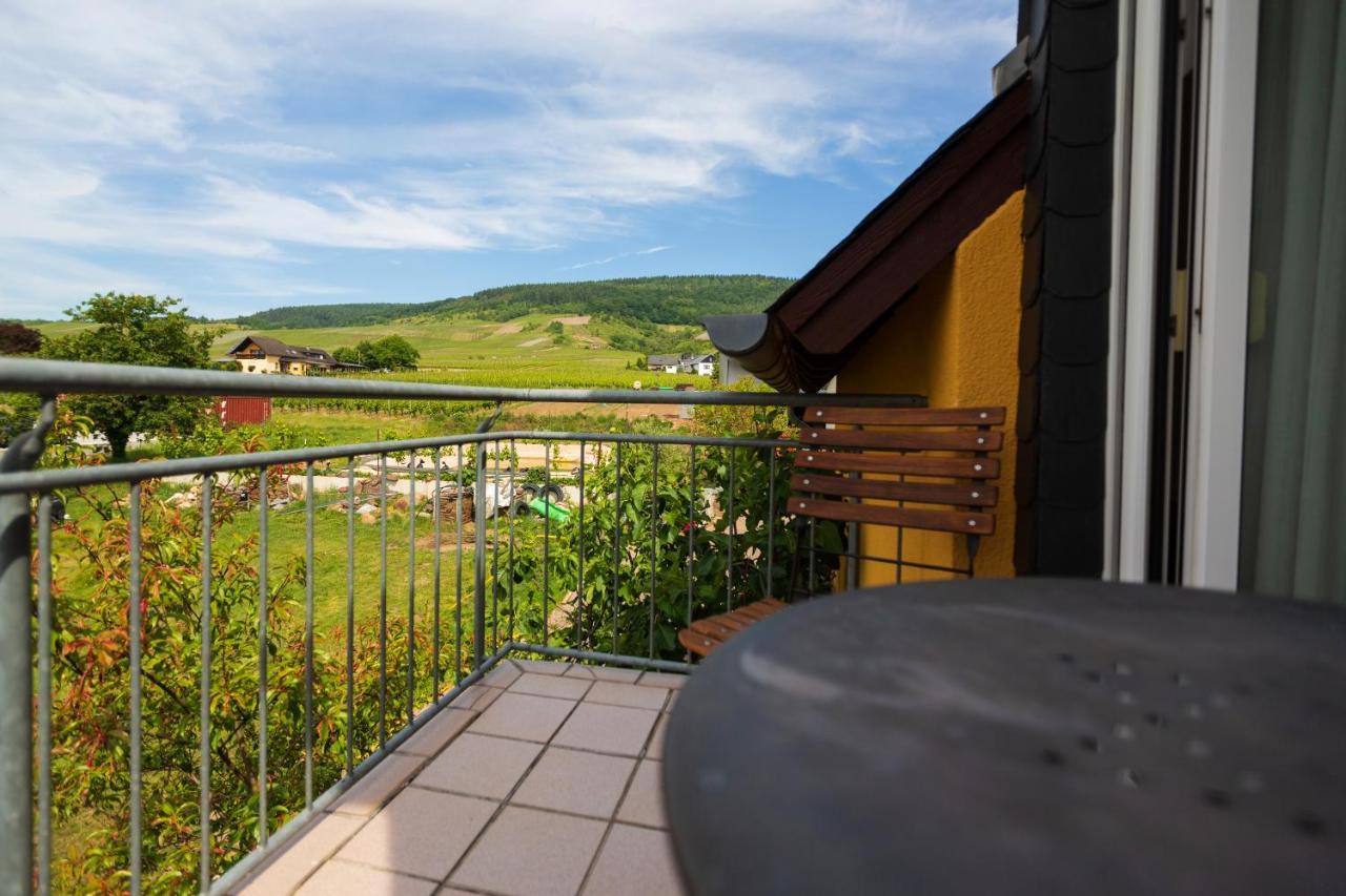 Bio-Weingut Staffelter Hof Casa de hóspedes Kröv Exterior foto